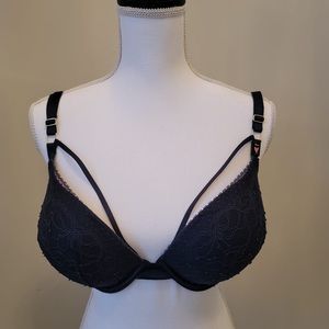 Victoria’s Secret bra push up 36DD
